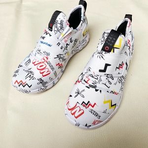 Zara Graffiti Sneaker